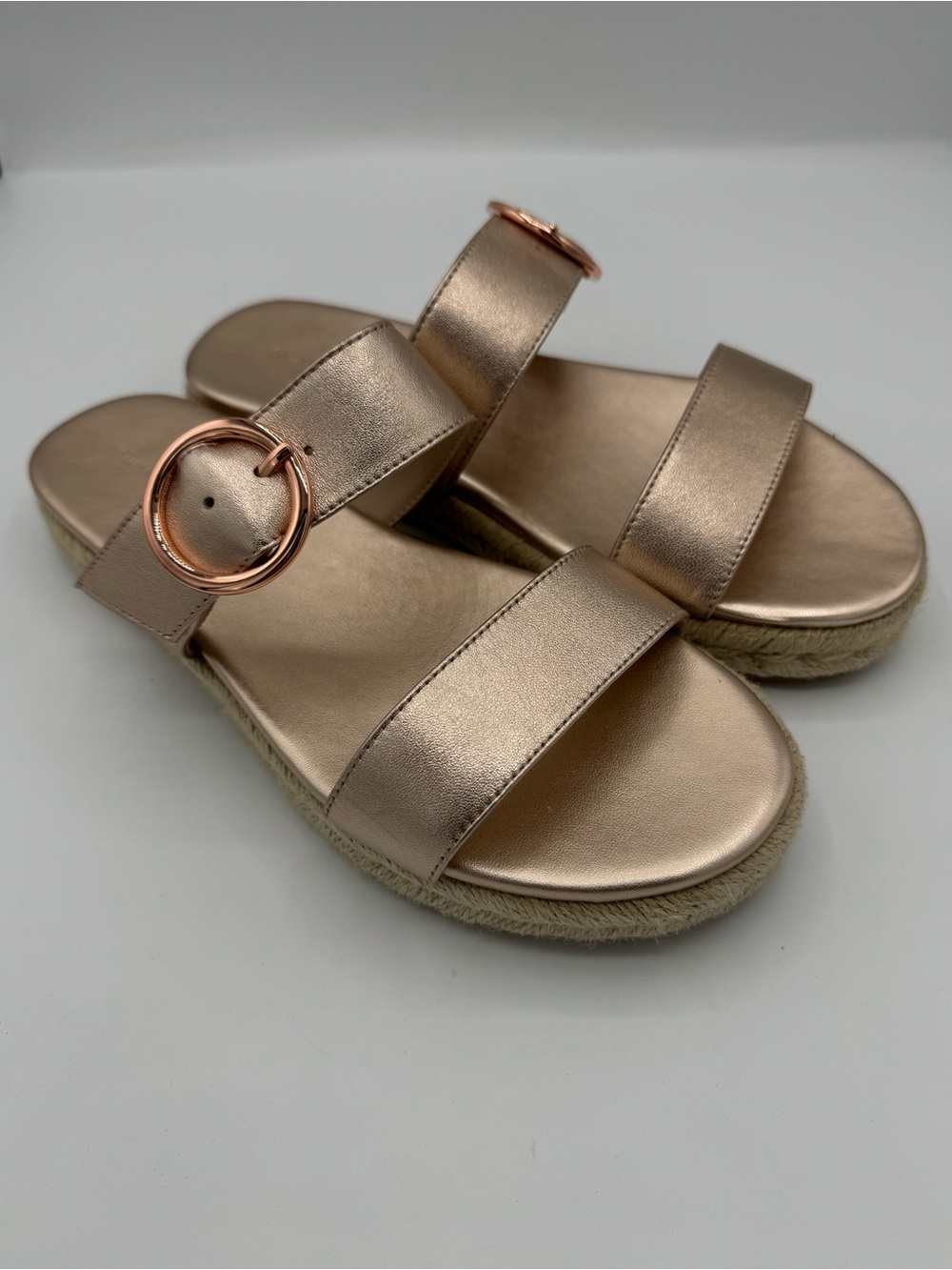 Stuart‎ Weitzman Mykonos Two Strap Rose Gold Leather Sandals Size 6.5
